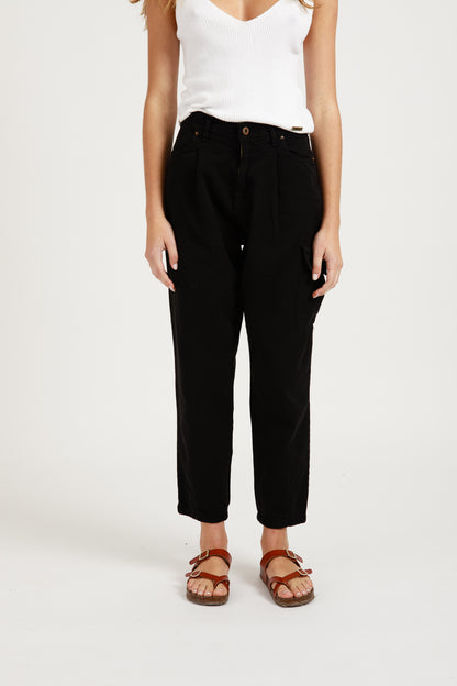 SLOUCHY CARGO BLACK ELVIS JEANS II