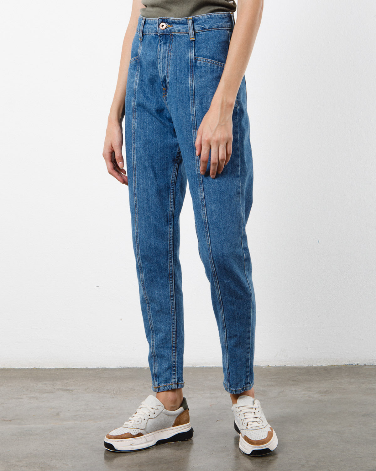 MARIE ELVIS JEAN