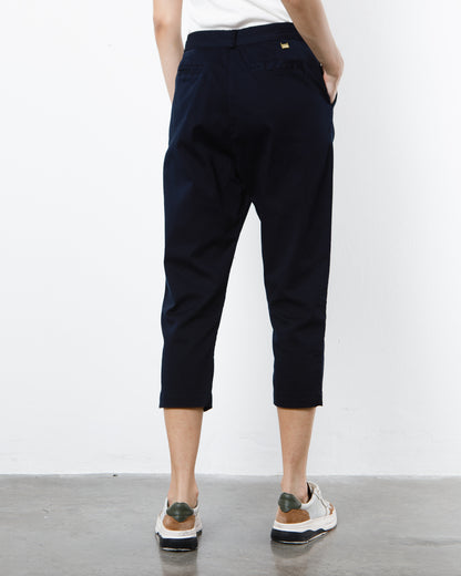 PANTALON CHINO CAPRI
