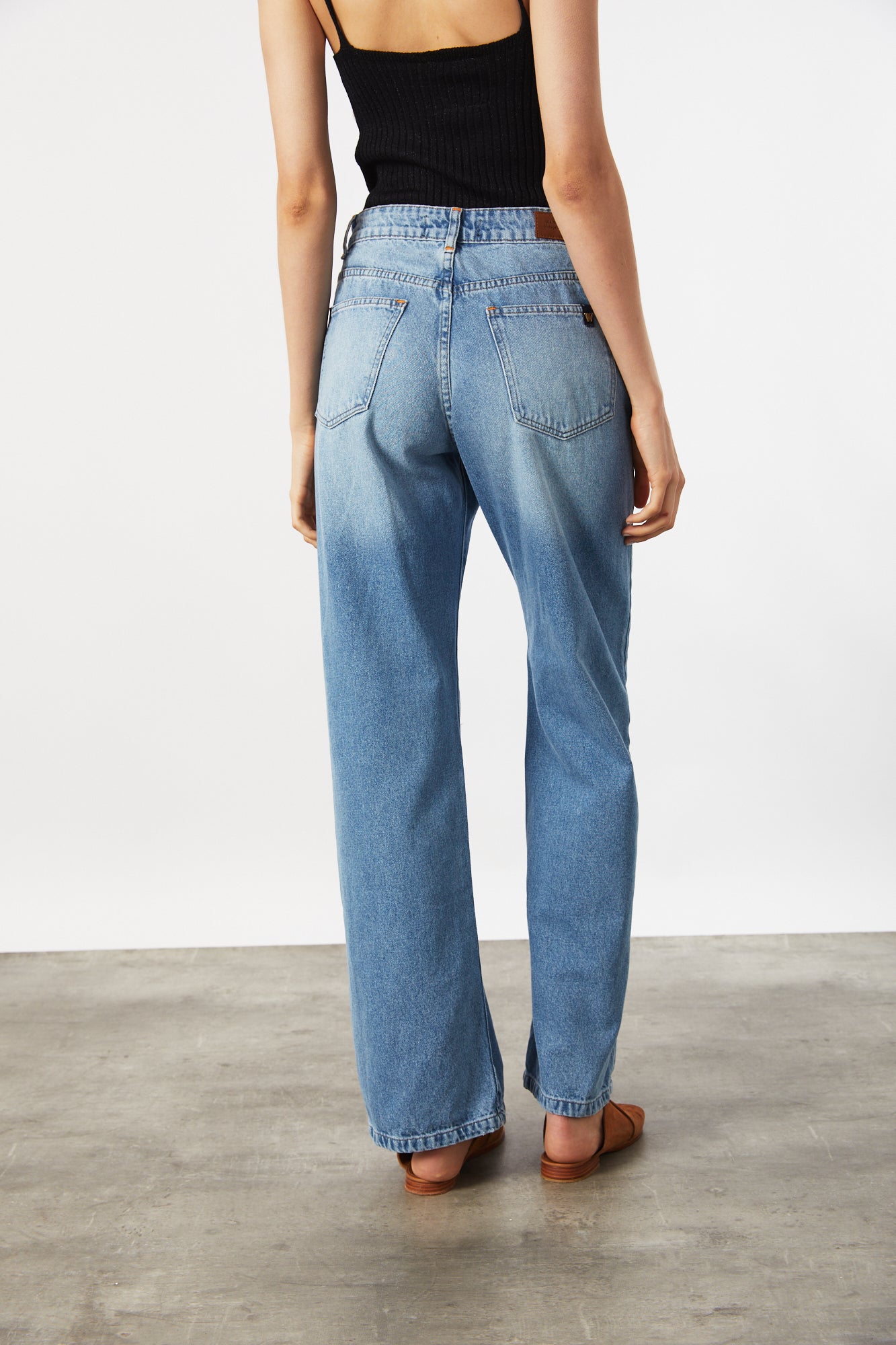 JEAN ZOANNE USED MID LIGHT BLUE TINA